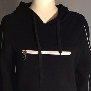DAZL cropped hoodie